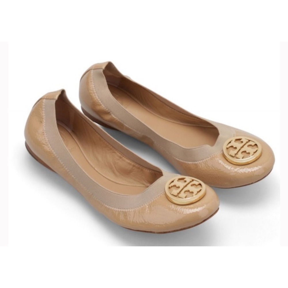Tory Burch Reva Ballet Flat Womens 8M Tan Patent Leather Gold Logo Good